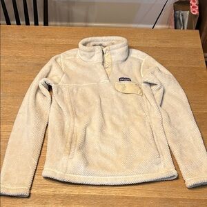 Patagonia women’s fleece pullover small